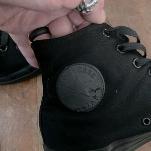 Limited Edition Hightop converse “chucks”